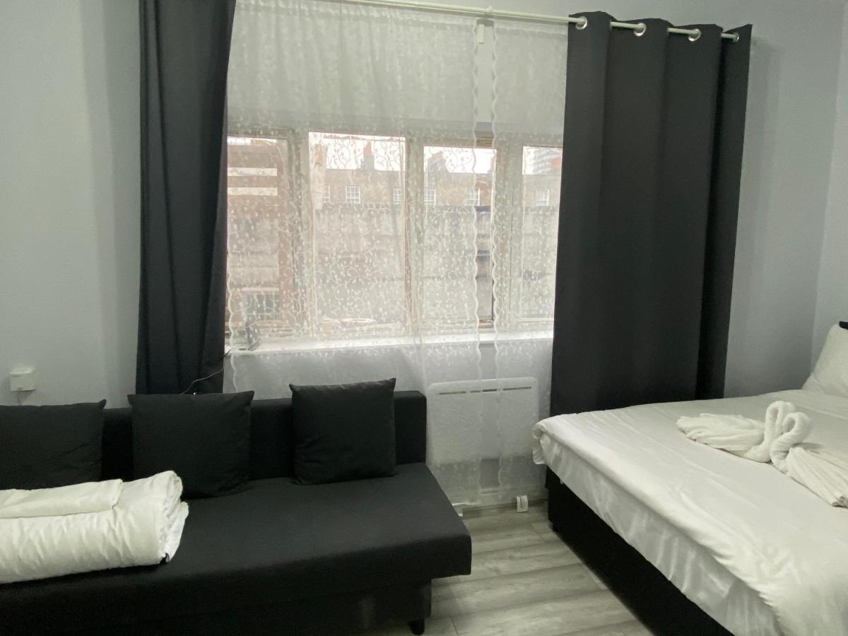 Comfortable - Cosy - Budget Studios In City Center Лондон Екстериор снимка