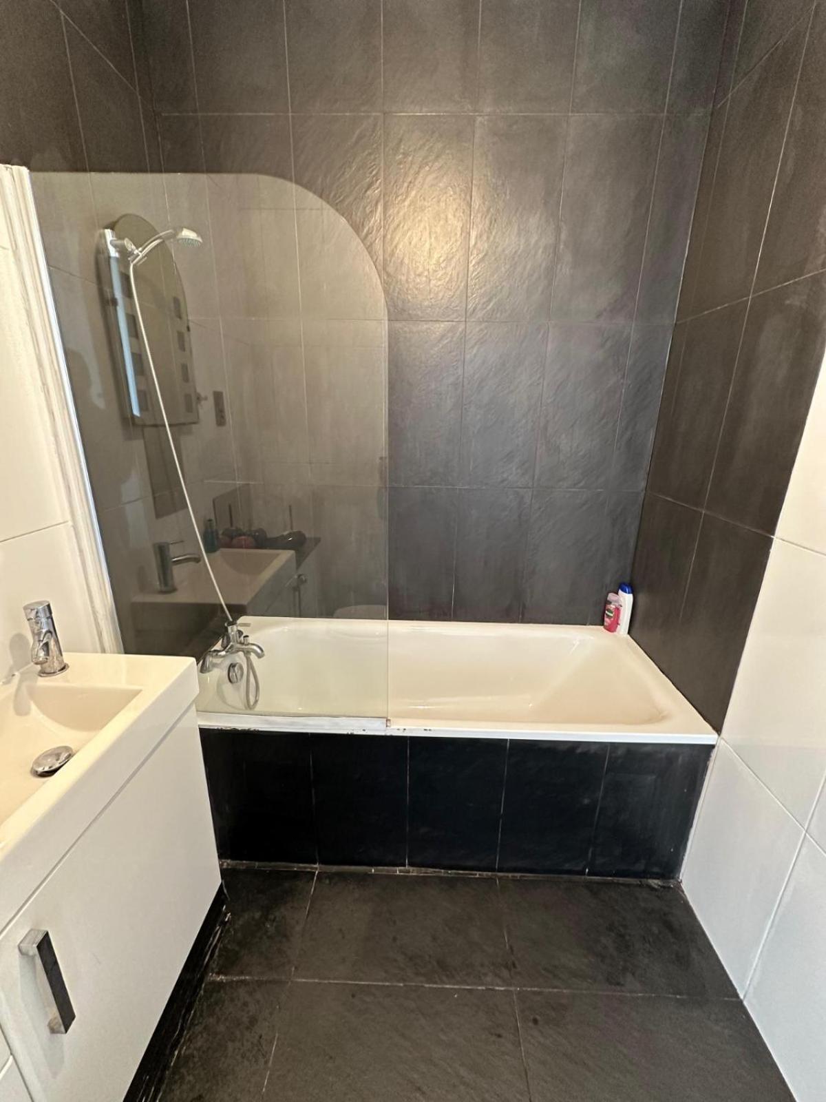 Comfortable - Cosy - Budget Studios In City Center Лондон Екстериор снимка